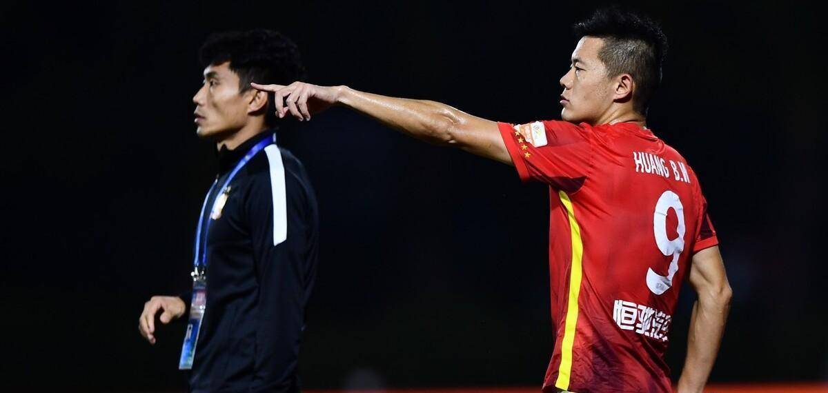 助教接班主帅，球队战绩亮眼